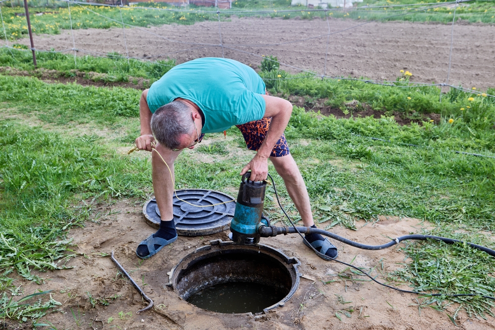 septic tank being cleaned septic tank being cleaned